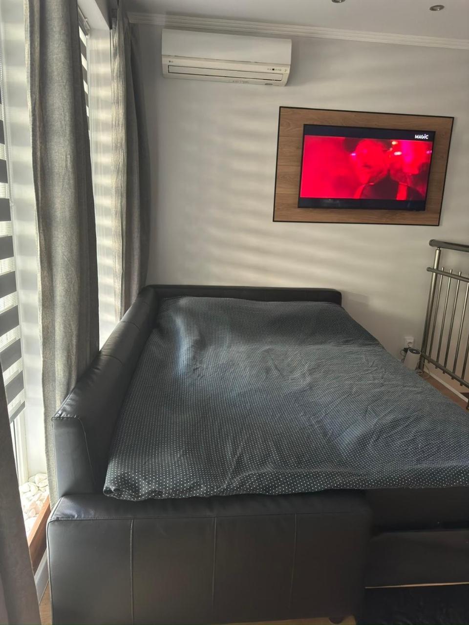 Casa Raffaelo Apartment Burgas Luaran gambar