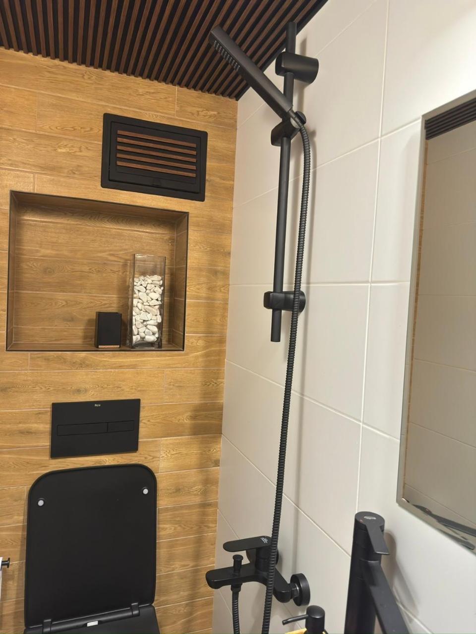 Casa Raffaelo Apartment Burgas Luaran gambar